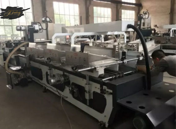 HP Series partition slotting Assembling Machine